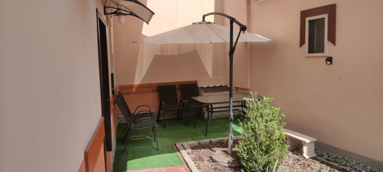 Krisztina Apartman ナジカニジャ エクステリア 写真