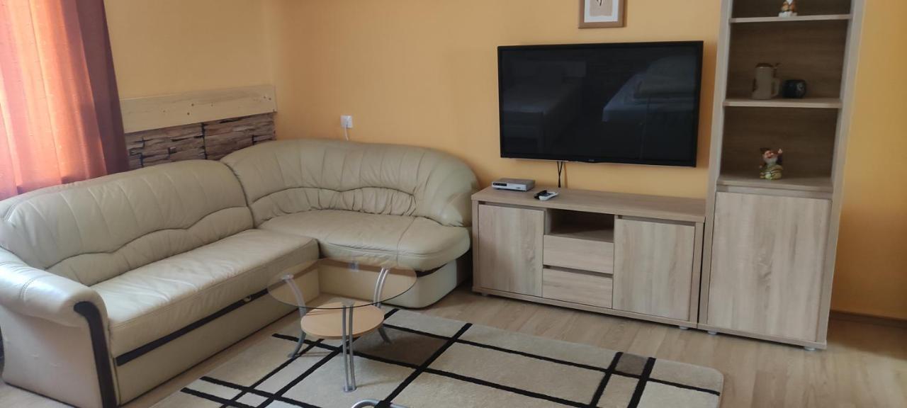 Krisztina Apartman ナジカニジャ エクステリア 写真